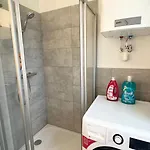 Single 8 Apartment