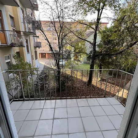 Single 8 Appartement *